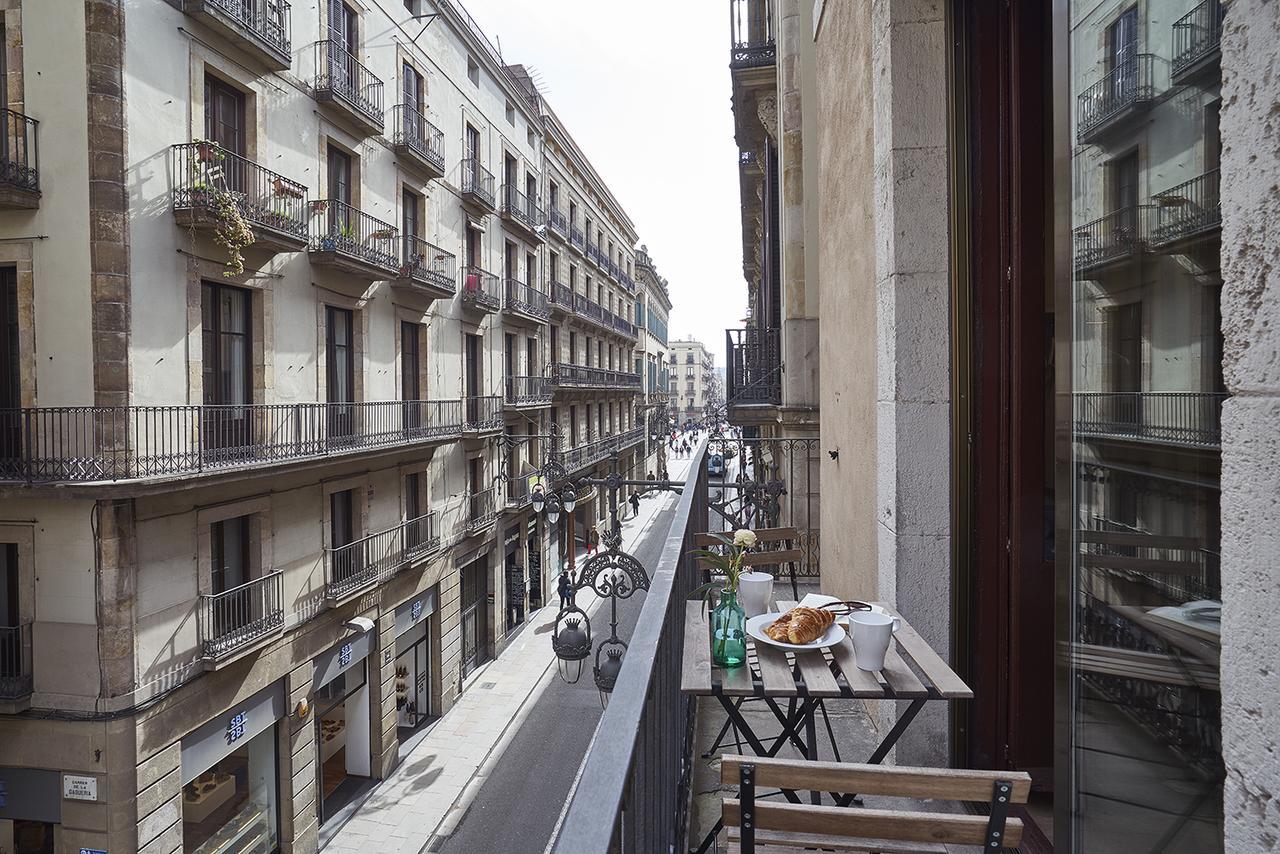 Ainb Gothic-Jaume I Apartments Barcelona Luaran gambar